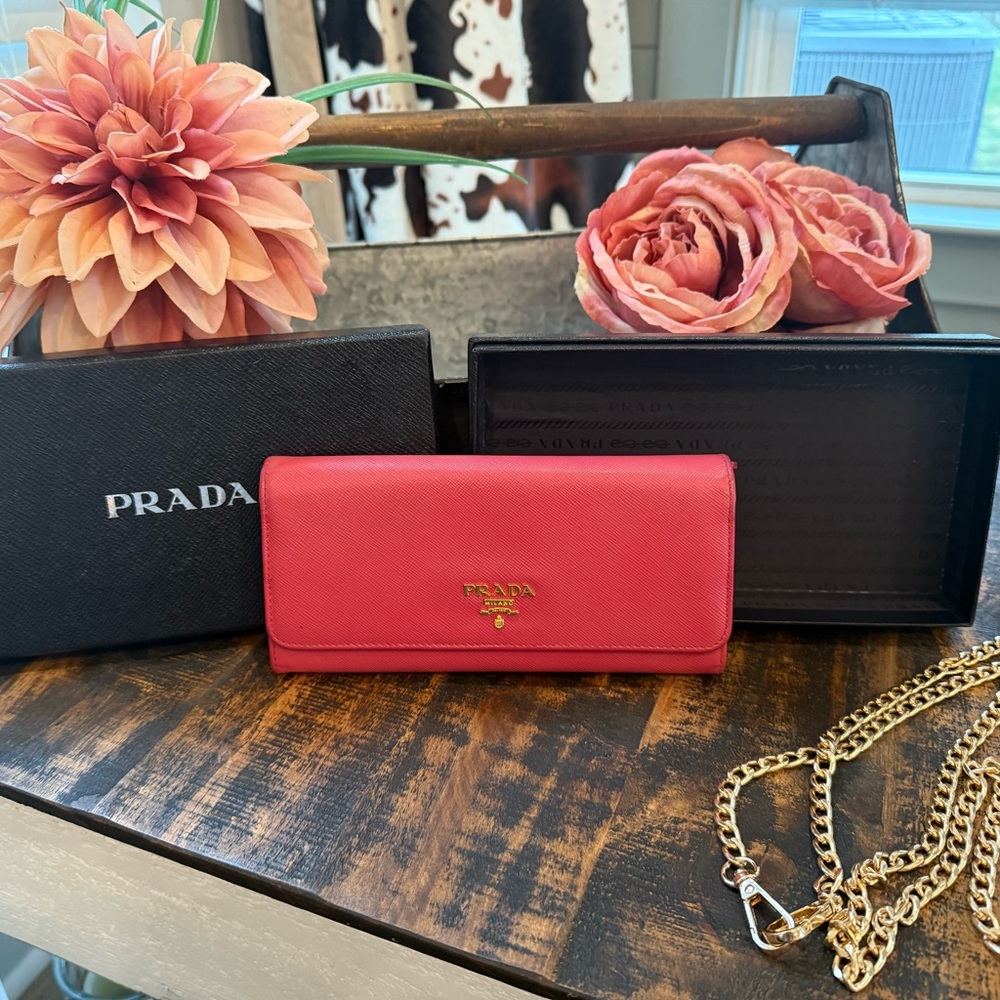 Prada Pink Leather Chain Wallet Crossbody - Picture 2 of 16